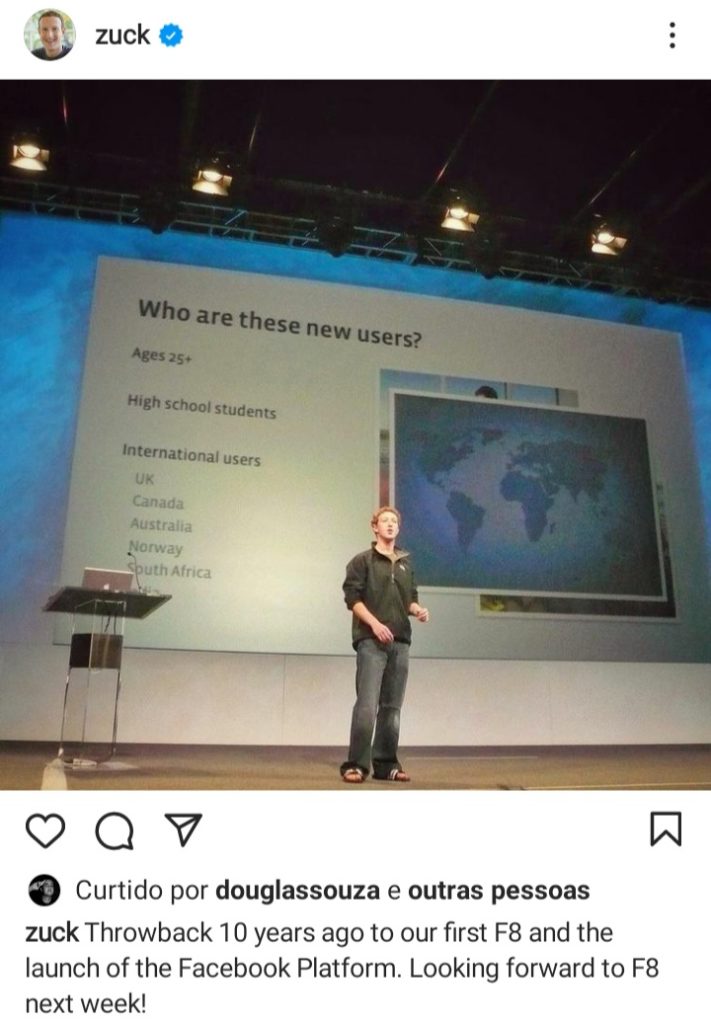 Mark Zuckerberg, fundador da Meta, usa o storytelling durante uma palestra antes
de um lançamento do facebook