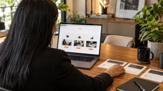 Ambiente customizável: organize e teste o portal de treinamento